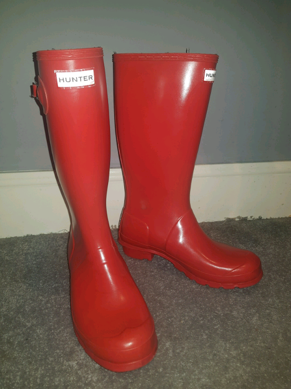 red hunter wellies